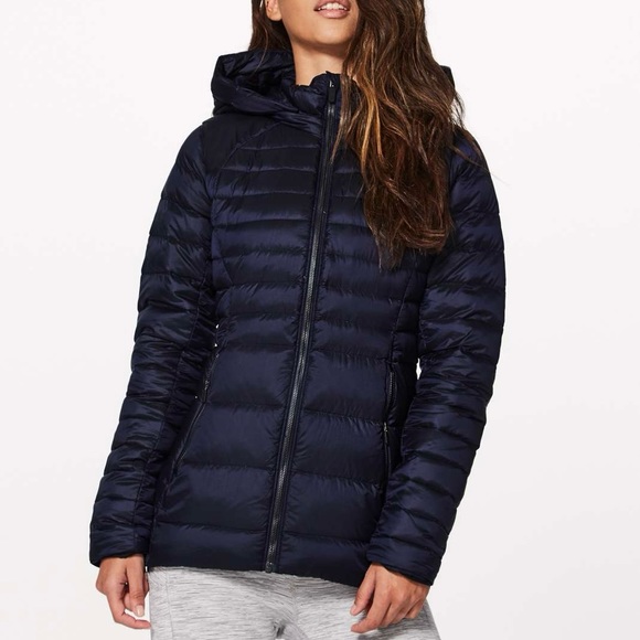 Lululemon Down for It down-filled puffer jacket. 💜 - Picture 7 of 8